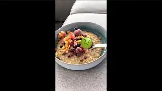 LUCA isst BOWL!😋 🍌 | laserluca Instagram Stories