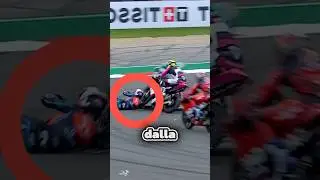 Motociclista fa un errore esilarante😳😂 (@motogp)via ig