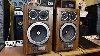 RARE 70s Vintage Bookshelf Speakers: GRUNDIG Super Hifi Box 1500a (Sound Test)