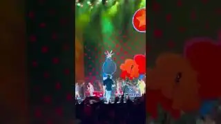 Народ поёт мат на концерте Ленинграда в Лужниках 10.09.2022 (ЕСТЬ ОТДЕЛЬНЫЙ ПЛЕЙ-ЛИСТ С КОНЦЕРТА)