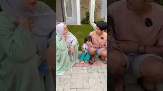 Setuju ga ikut kondangan bareng bu pipi?