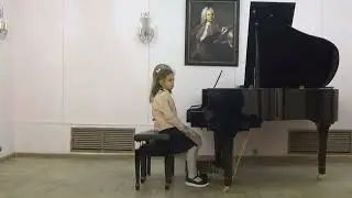Играет ансамбль Архипова Мария и Архипова София