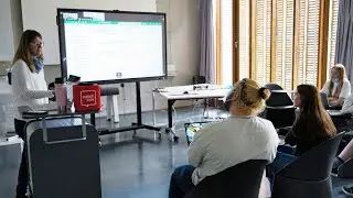 Dein Studium: in Präsenz, online oder hybrid? Was ist hybride Lehre? (für Studierende)