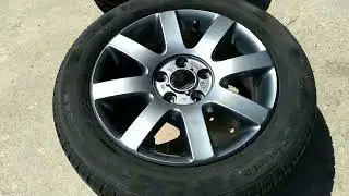 Purple blue ghost pearl over dark silver rims