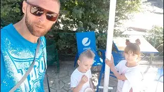 ОДЕССКИЙ ЗООПАРК. ГУЛЯЕМ С ДАШКОЙ И САШКОЙ