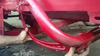Cómo Instalar y Graduar Las Agujas en tu Empacadora de Pasto New Holland, Sistema de Hilo | Tutorial