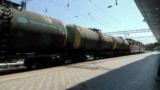 Махачкала. Грузовой на Баку под ВЛ80С.