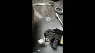 пропала зарядка приора