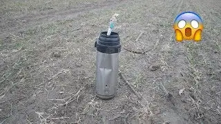 Powerful smoke from a thermos ammonium nitrate and newspaper