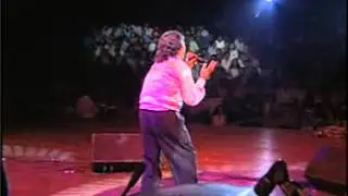 IVAN CRUZ - Ajena (En vivo)