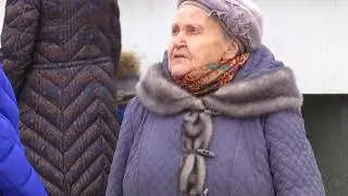 И коня на скаку остановит, и дом построит
