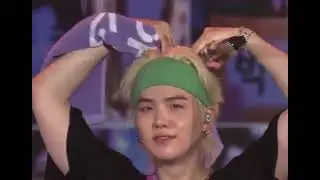 SUGA doing the BIG HEART (Muster 2021 SoWooZoo Day 2)
