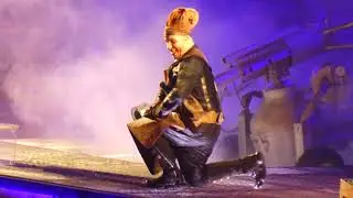 Rammstein - Mein Teil Part 2 (Live @VELTINSArena)