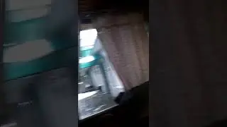 Слежу за девочками