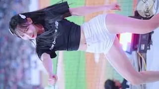 [4K] 야구장에서 오토바이춤?! 정희정 치어리더 직캠 Jeong Hee-Jeong cheerleader KT위즈 250511