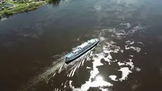 ТЕЧЕТ РЕКА ВОЛГА