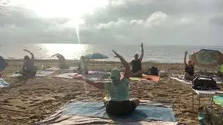 Beach Hatha Yoga Flow ( 2)- 55 Minutes. Yoga for the Whole Body. Yoga en Español  en la Playa (2)