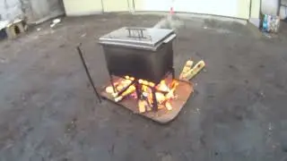 Окунь горячего копчения!Приготовление окуня в коптилке!