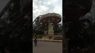 Не отпустила их на крылатые качели)) Диво-остров. СПб 2018