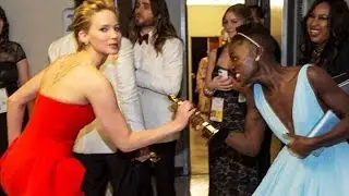And the Oscar for the best photo bomb goes to