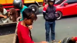 bocil gk ada ahlak... MODAR KOWE