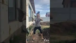 Дядя Валера сажает денежное дерево