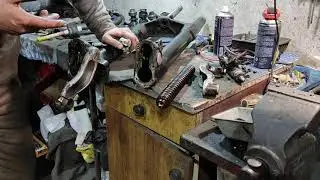 Как разобрать короткорычажную вилку К 750 !