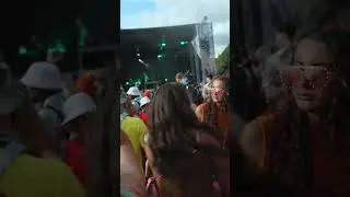 POV: you're in a field in the middle of Ireland w/ Fionn Curran DJing 😎
