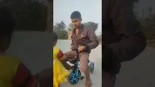 bachpan ke yad aaya 🤣#minivlog #minishortvlog #mini #cricketshorts