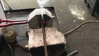 Індукційний нагрів металевих прутків для штампування