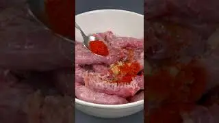 Не обязательно тратить много, чтобы готовить вкусно! Куриные шеи с луком 