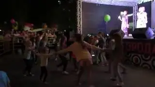 2.Новокосино Наиля Фатехова и ансамбль 