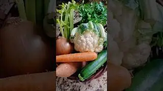 VEGAN SWEET POTATO CAULIFLOWER SOUP. PERFECT FOR COLD DAYS.