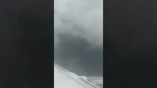 Cómo saber cuál caricatura se subía a una nube? #youtubeshorts #shorts #volaris #guadalajara #avion