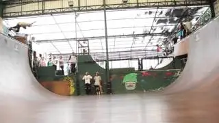 Karen Jonz - Como dropar um Halfpipe?