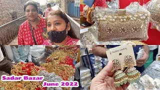 सुबह 7 बजे वाला सदर बाज़ार का पटरी Market | 