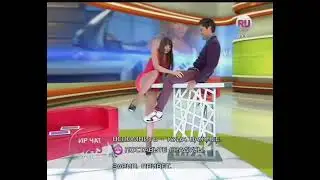 Олеся Липчанская засветила трусики в прямом эфире