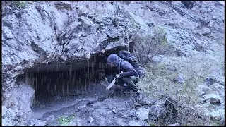 Surviving Alone in Heavy Rain | Transforming an Ancient Cave into a Warm Stone Shelter (ASMR)