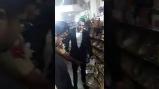 Suit boot pehen ke chori karte pakda gaya ye shaks