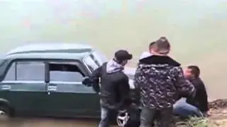 И дрифт показал, и тачку помыл:-)