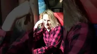 Блондинка и Большевики...