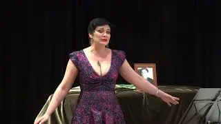 Светлана Прандецкая "Средь шумного бала"