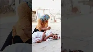 Pagal Doctor or injection ka Dar Village family funny video 