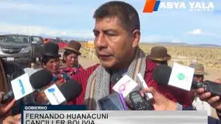 Canciller acompaña inicio de asfaltado de la vía Nazacara con una ofrenda a la Pachamama