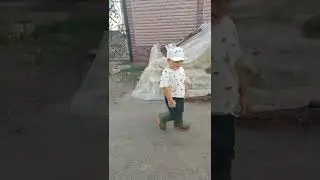 Артёмка и лужи)✅ #Shorts