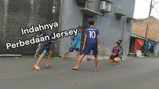 Jaman Sekarang Udah Susah Cari Lapangan Buat Main Bola Semua Kudu Bayar #sepakbola #jamankecil