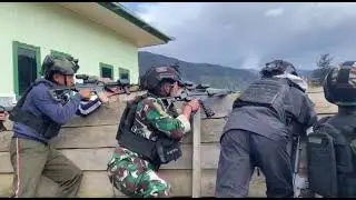 BAHAYA!! Baku tembak TNI/Polri dengan separatis diintan jaya 