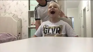 АЛИСА и Давид ПЕРЕМАЗАЛИСЬ ПОМАДОЙ 😂 пробуют играть в пауза челлендж