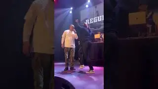 Warren G brought a fan on stage😆