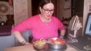 МУКБАНГ"НЕ УБИЙ"=ПЛОВ С СОЕВЫМ "МЯСОМ"+САЛАТ-А РАНЬШЕ ТО НА ОБЕДЫ  И УЖИНЫ К ДРУГ ДРУГУ ХОДИЛИ...